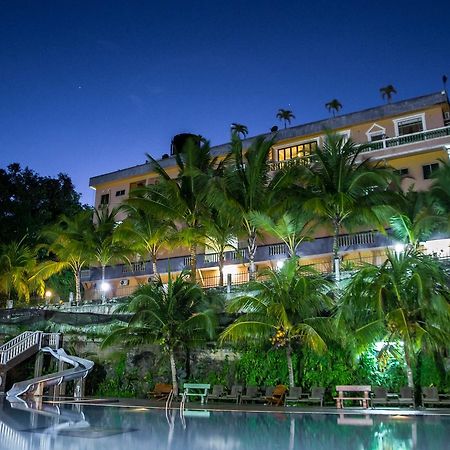 Jerantut Hill Resort Buitenkant foto