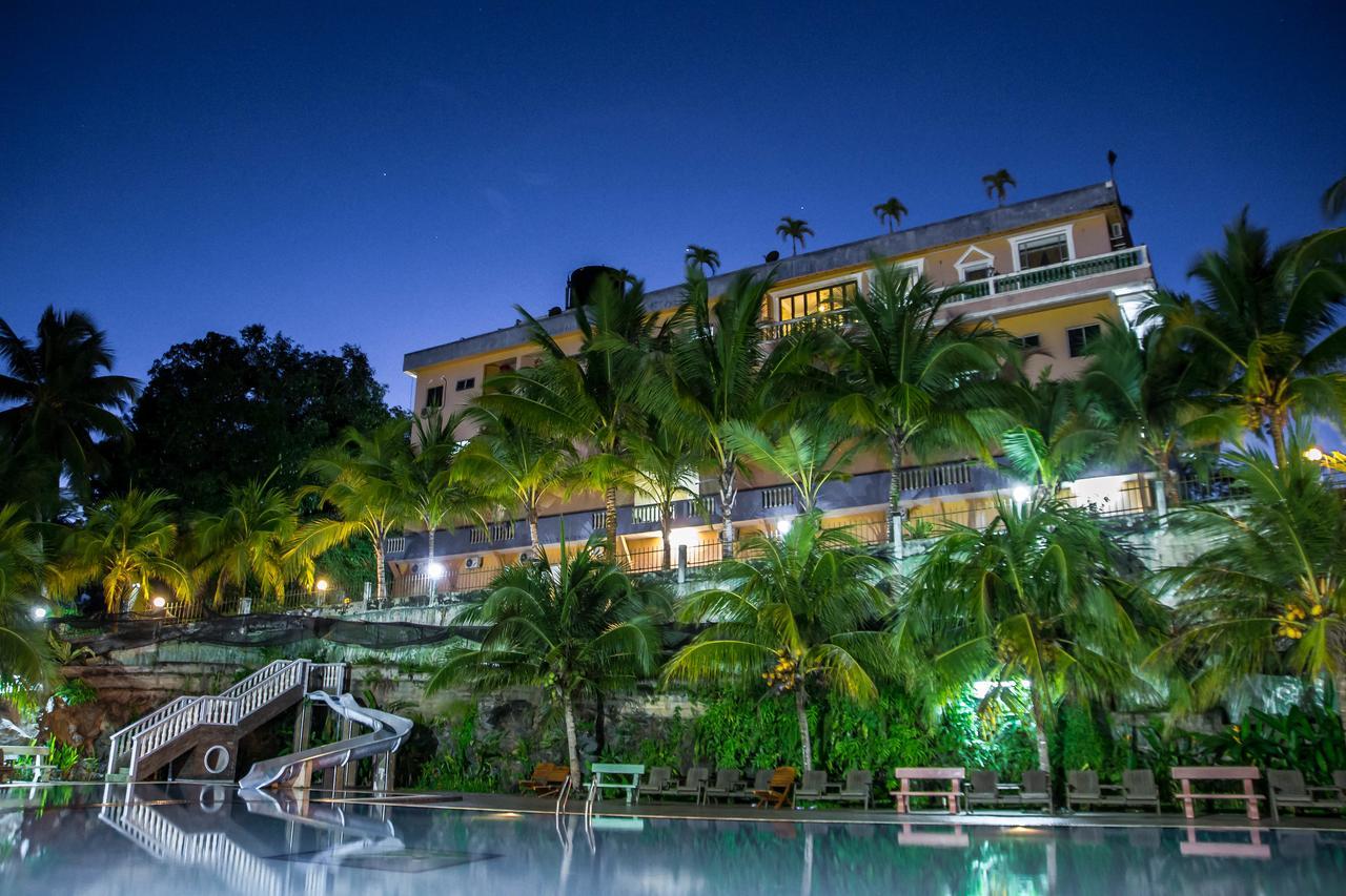 Jerantut Hill Resort Buitenkant foto